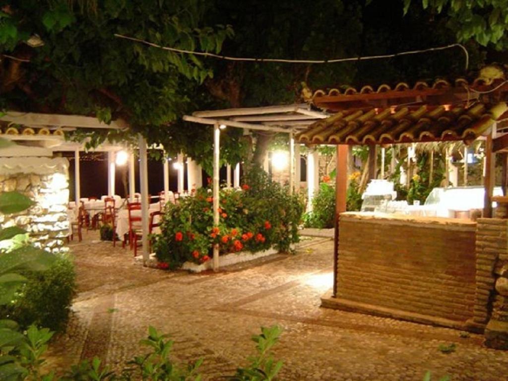 Taradella Hotel Alissos Экстерьер фото